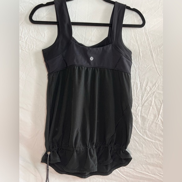 Lululemon Women’s Black Tame Me Tank - Picture 1 of 5